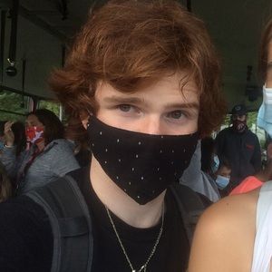 Meet your Posher, Hudson